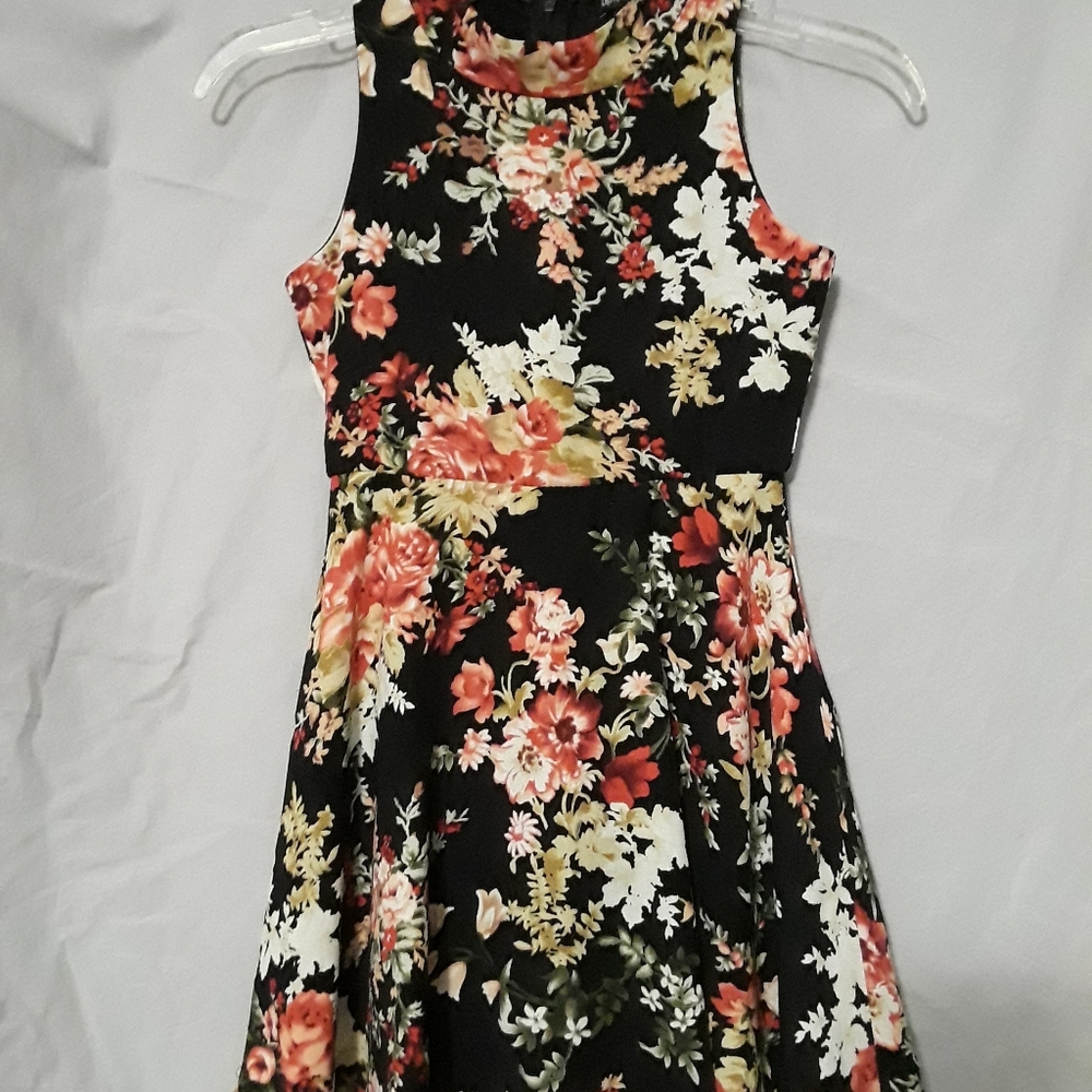 Gorgeous floral girl's dress